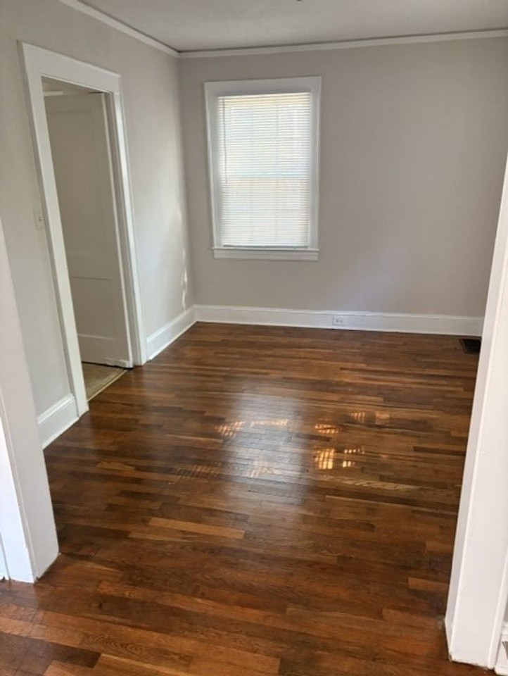 2315 Okalina Ave - Photo 2 of 11