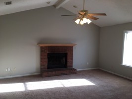 featured image of 4112 Clay Dr