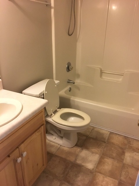 4112 Clay Dr - Photo 2 of 10