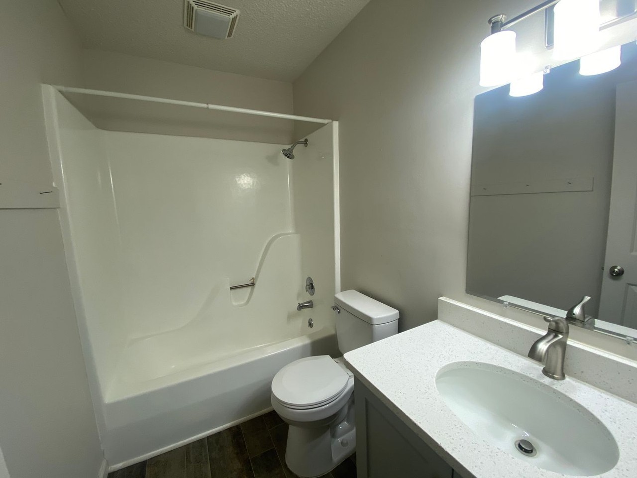 2013 Westwood Dr - Photo 3 of 8