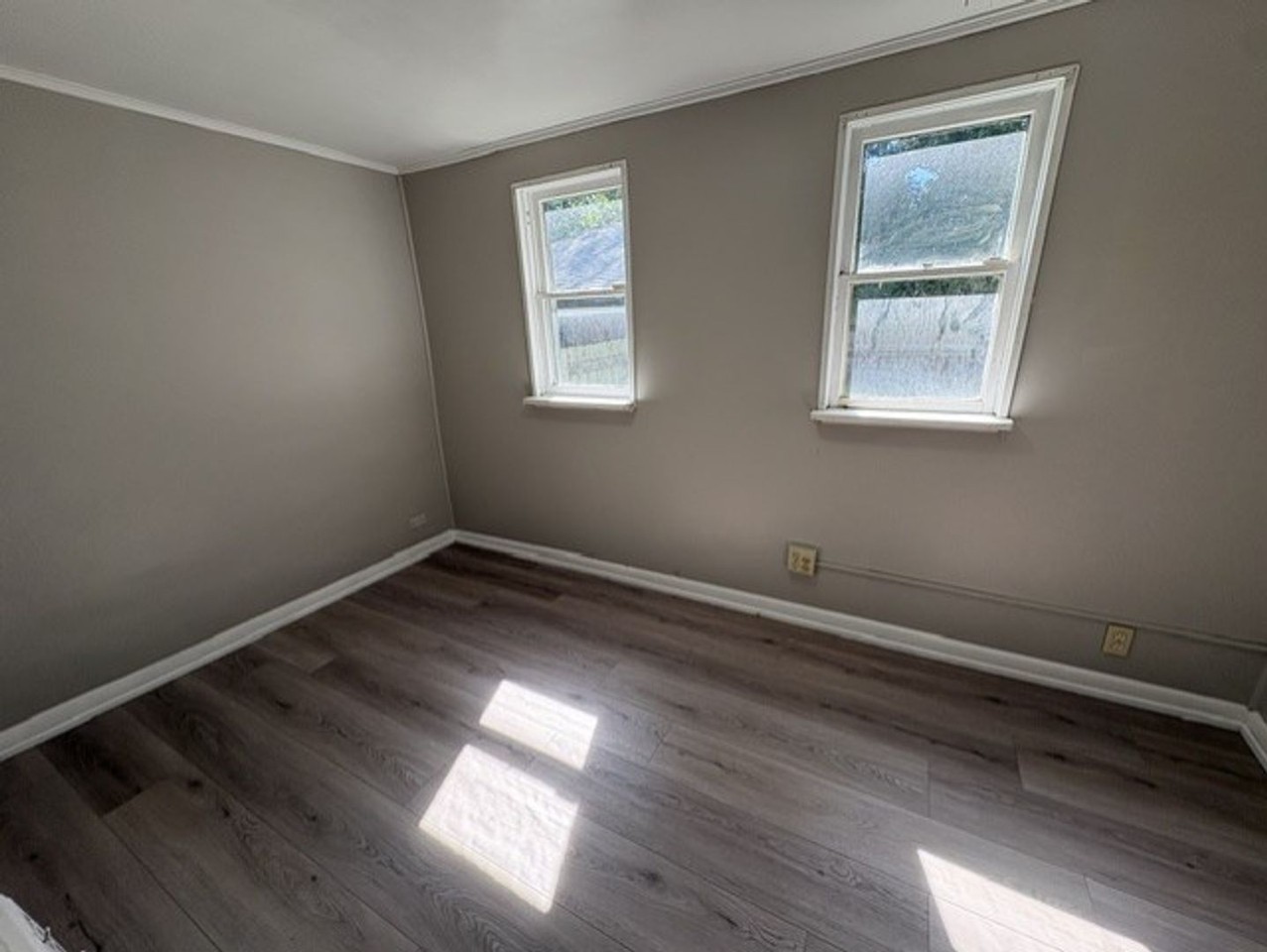 106 Brighton Dr - Photo 7 of 13