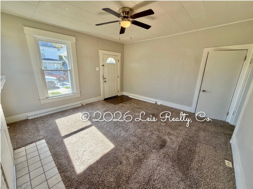 318 Camp Street - Photo 3 of 20