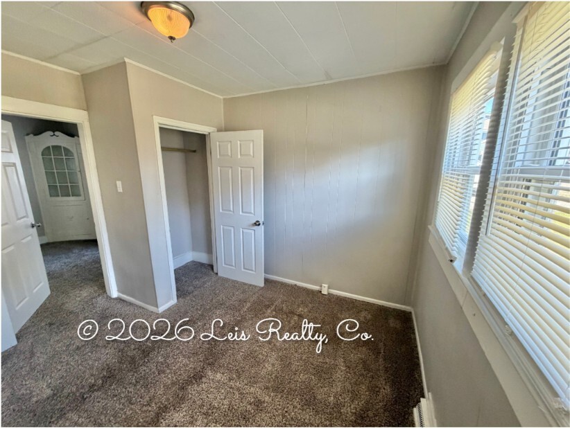 318 Camp Street - Photo 6 of 20
