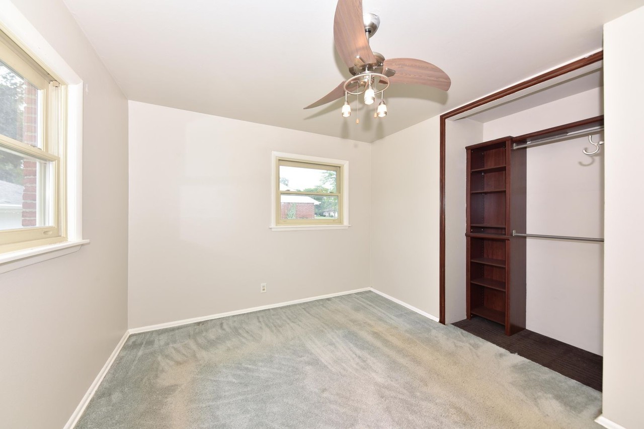 8935 N Navajo Rd - Photo 3 of 11