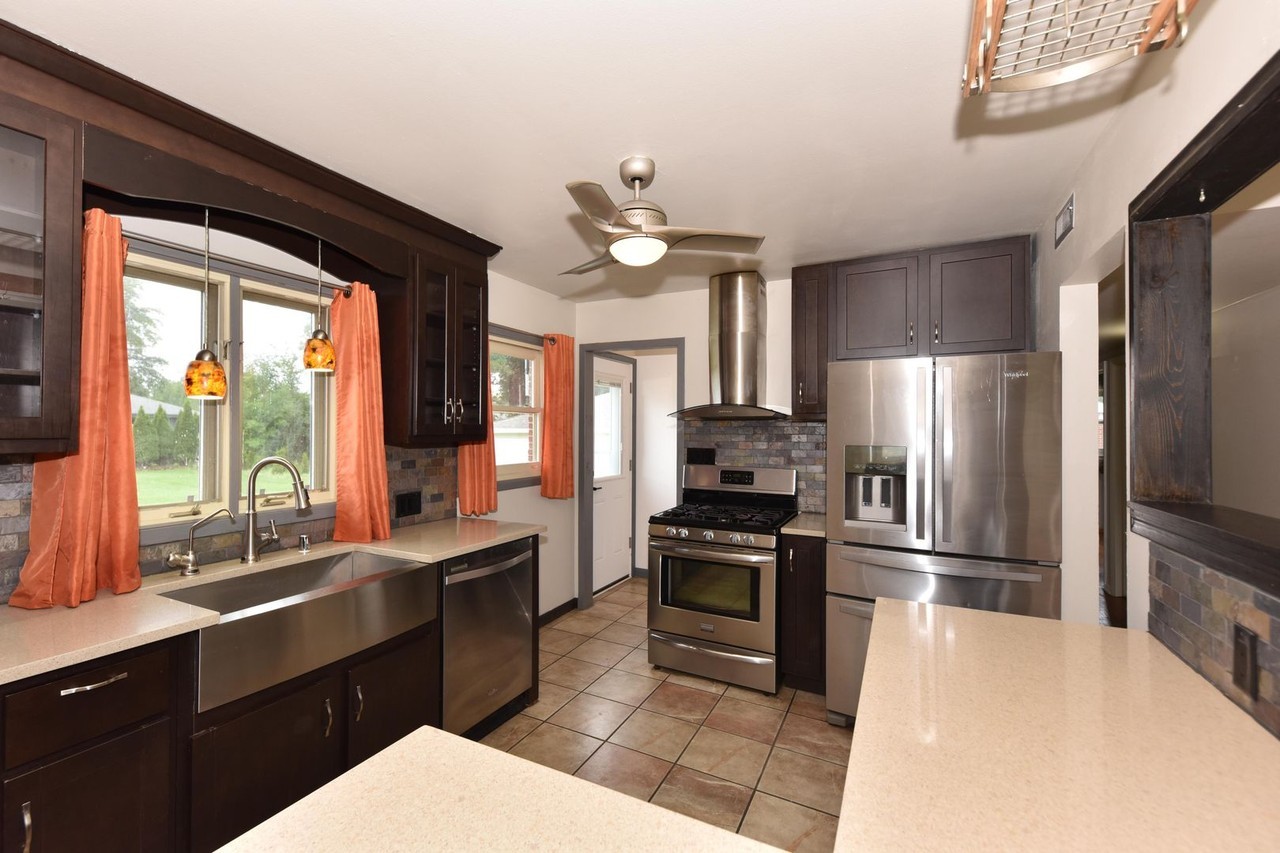 8935 N Navajo Rd - Photo 6 of 11