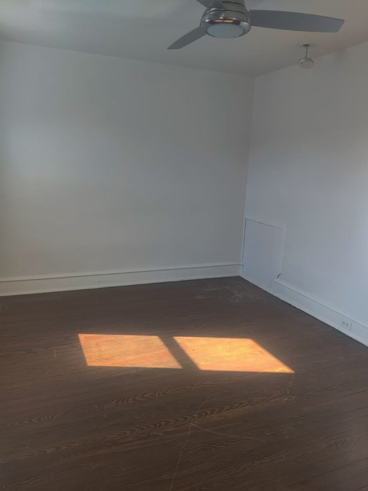 5343 Turner St - Photo 3 of 6