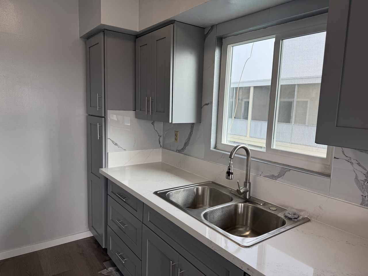 1400 College View Drive - Photo 3 of 9