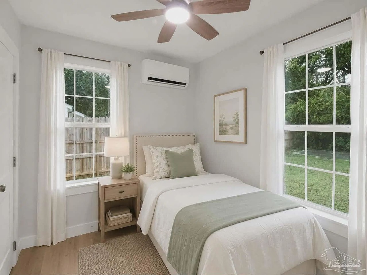 7 E Carver Dr - Photo 3 of 14