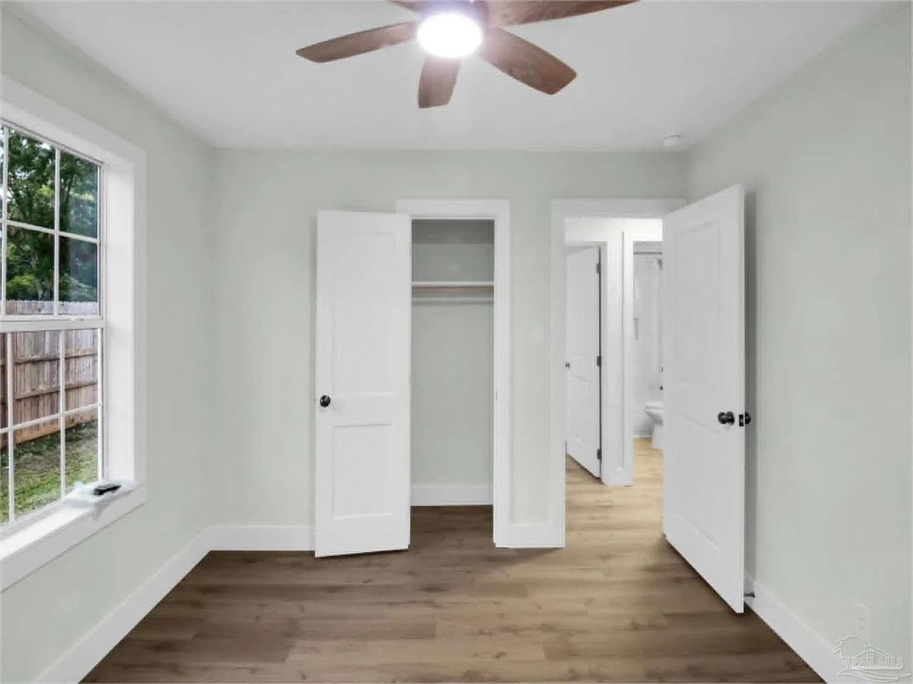 7 E Carver Dr - Photo 5 of 14