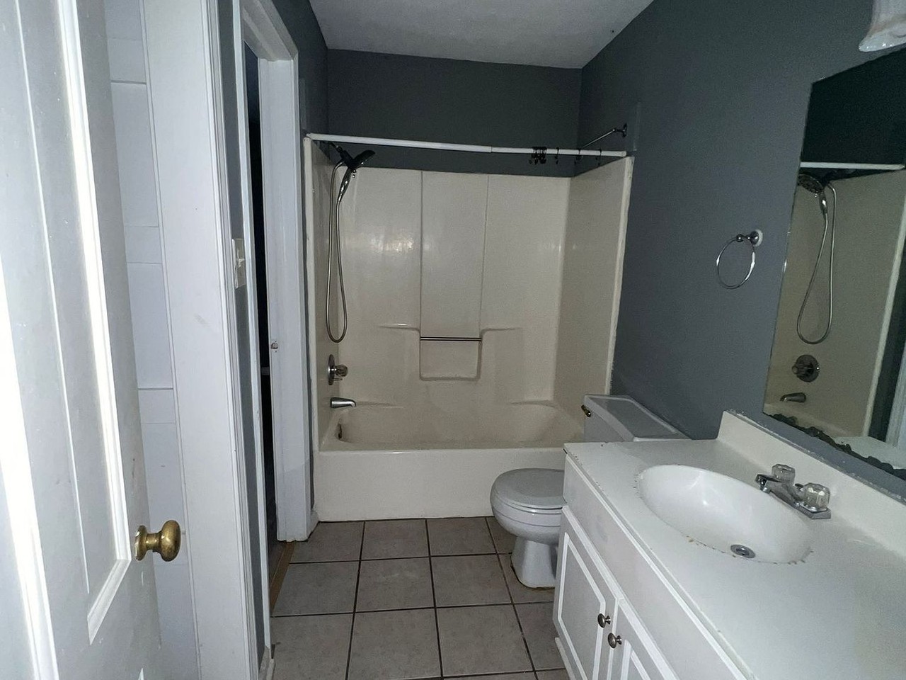4701 Tarpon Bay Rd - Photo 6 of 9