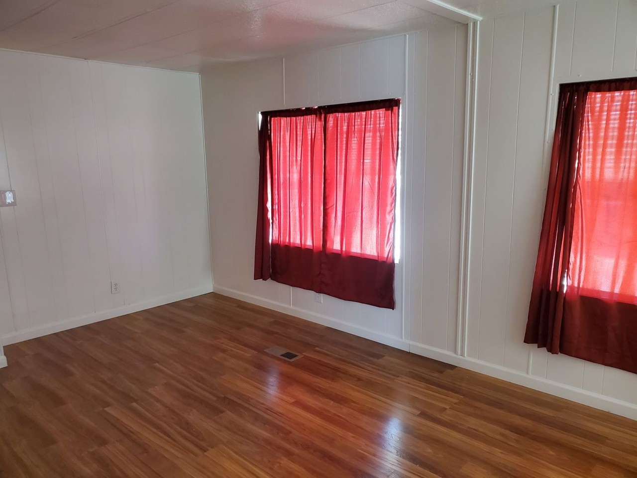 1943 Merced Dr - Photo 5 of 15