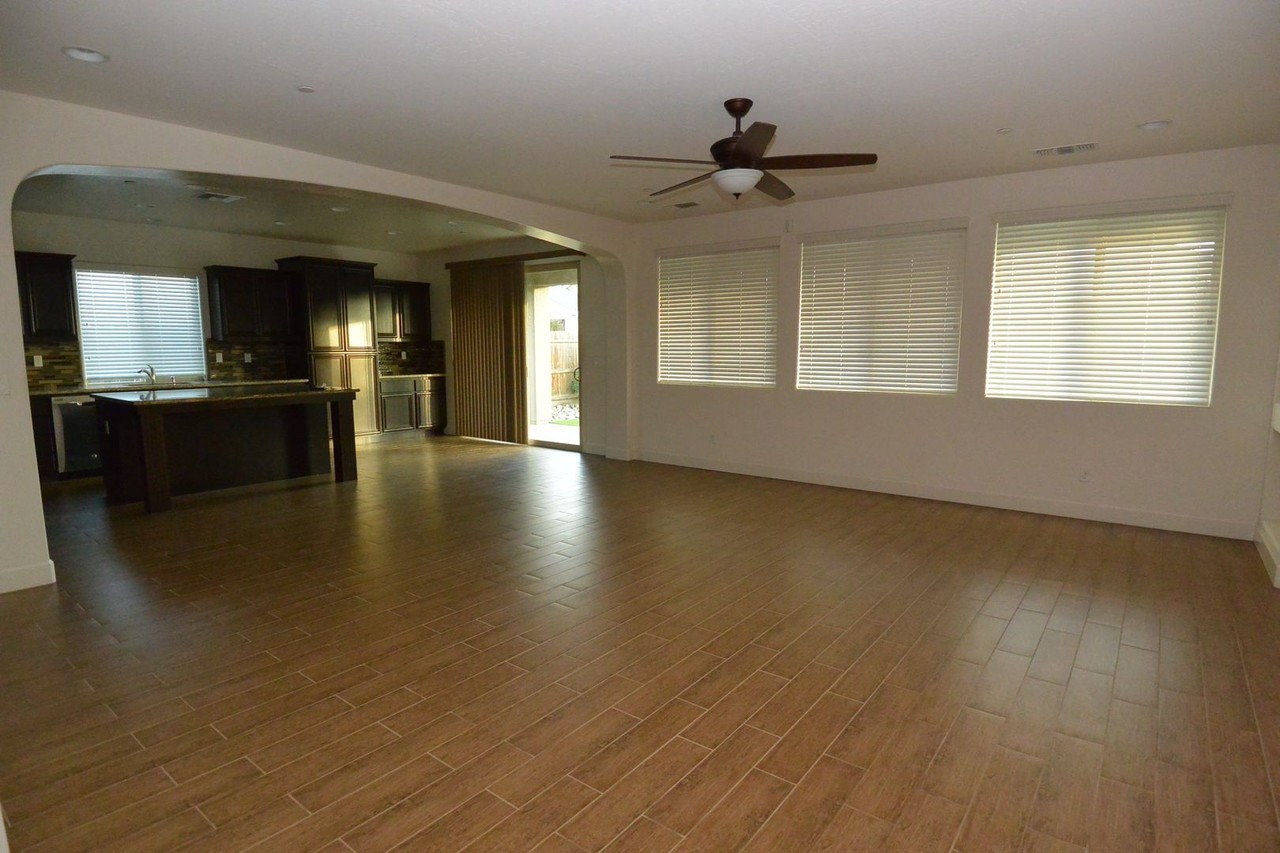 3917 E Harter Ct - Photo 6 of 16