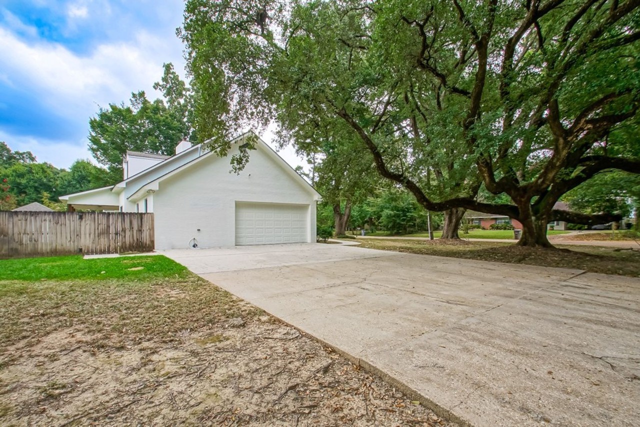8635 Gail Dr - Photo 2 of 20
