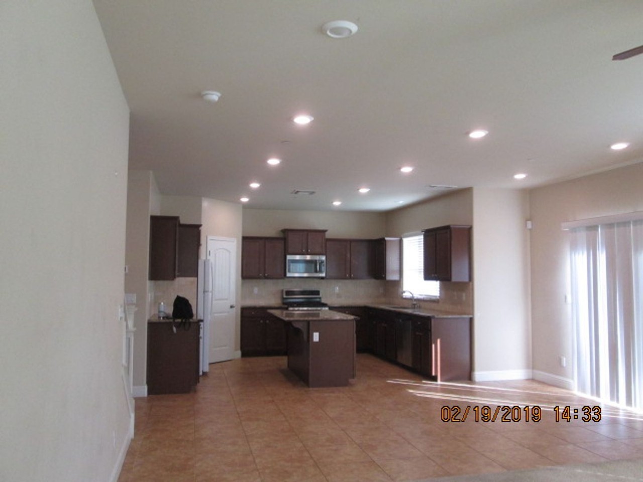 10323 Alondra Dr - Photo 2 of 8