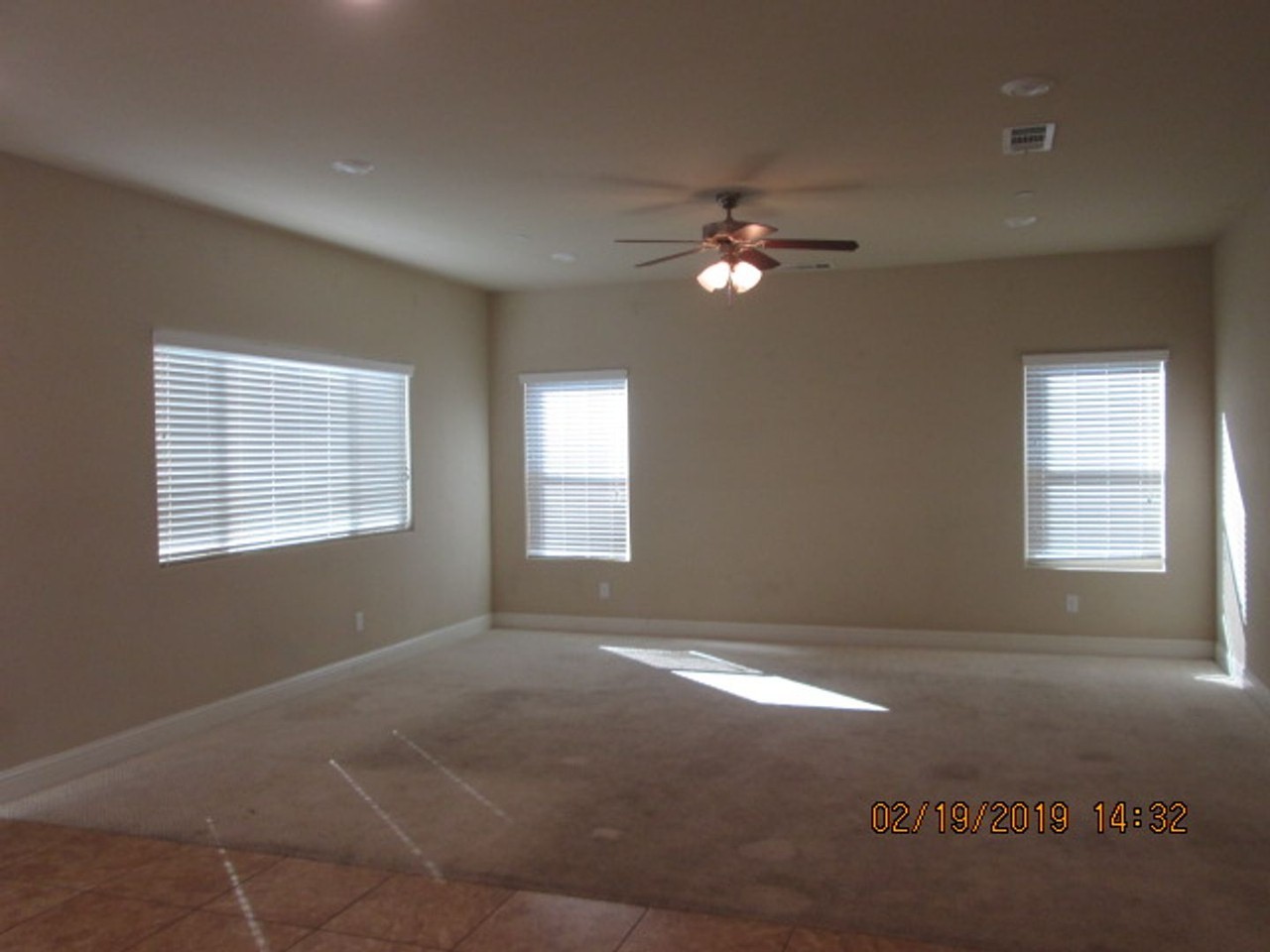 10323 Alondra Dr - Photo 3 of 8
