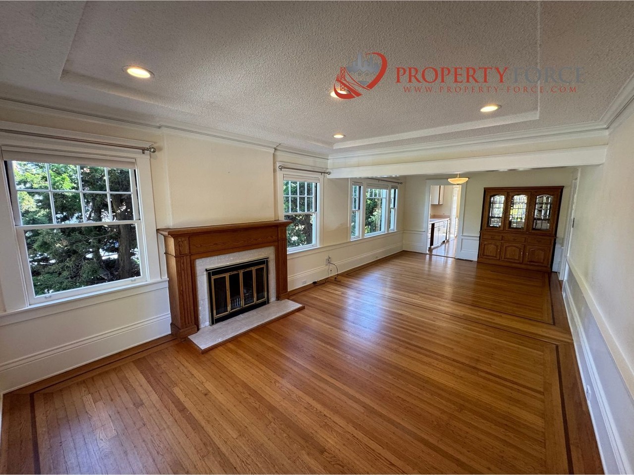1301 Sanchez Ave - Photo 4 of 34