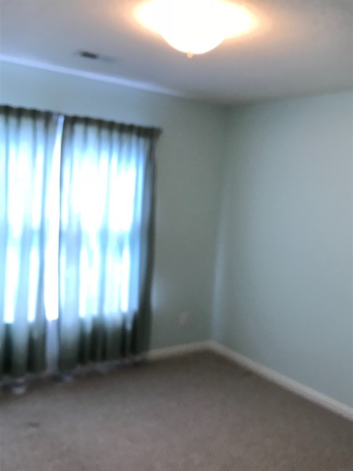 2816 Maple Ave Apt D - Photo 7 of 11