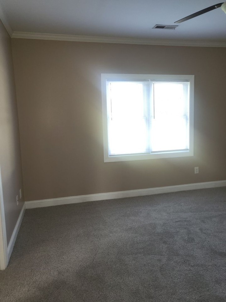 30 Wildberry Dr - Photo 7 of 9