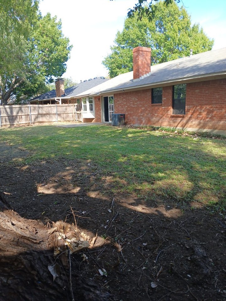 3419 Cooper Br E - Photo 5 of 31