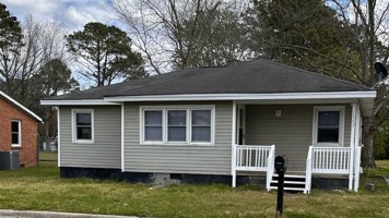 featured image of 2447 Jones St