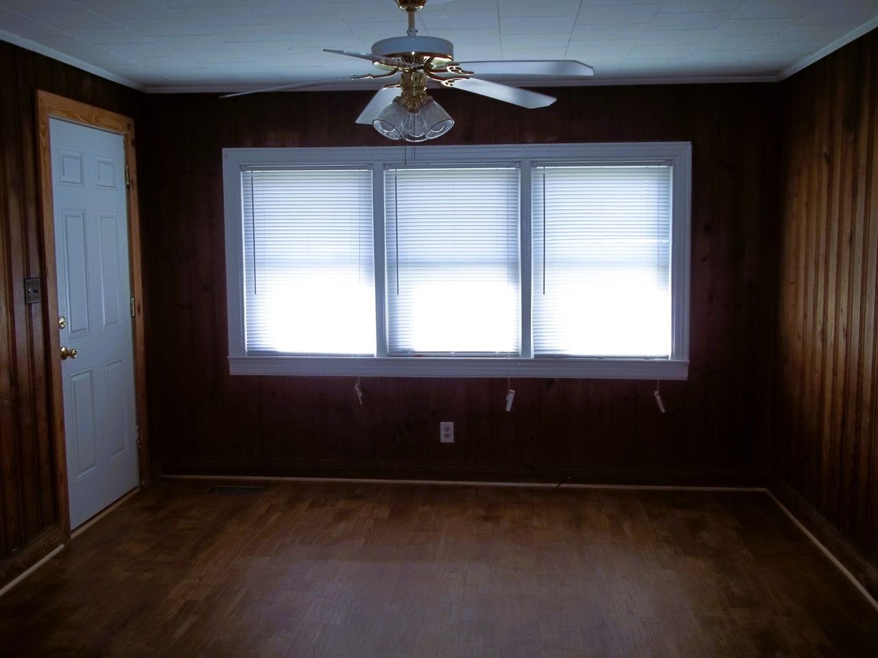 2447 Jones St - Photo 2 of 13