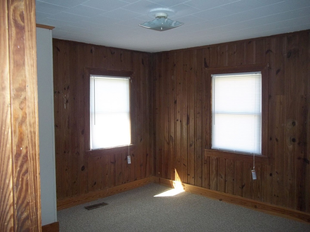 2447 Jones St - Photo 3 of 13