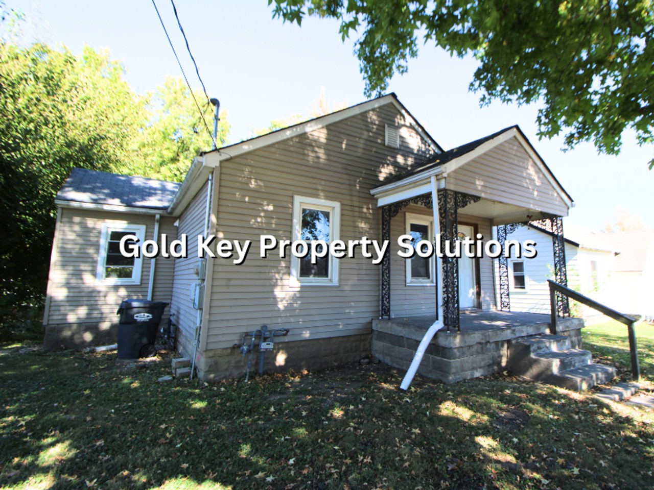 306 E 31st St - Photo 4 of 20