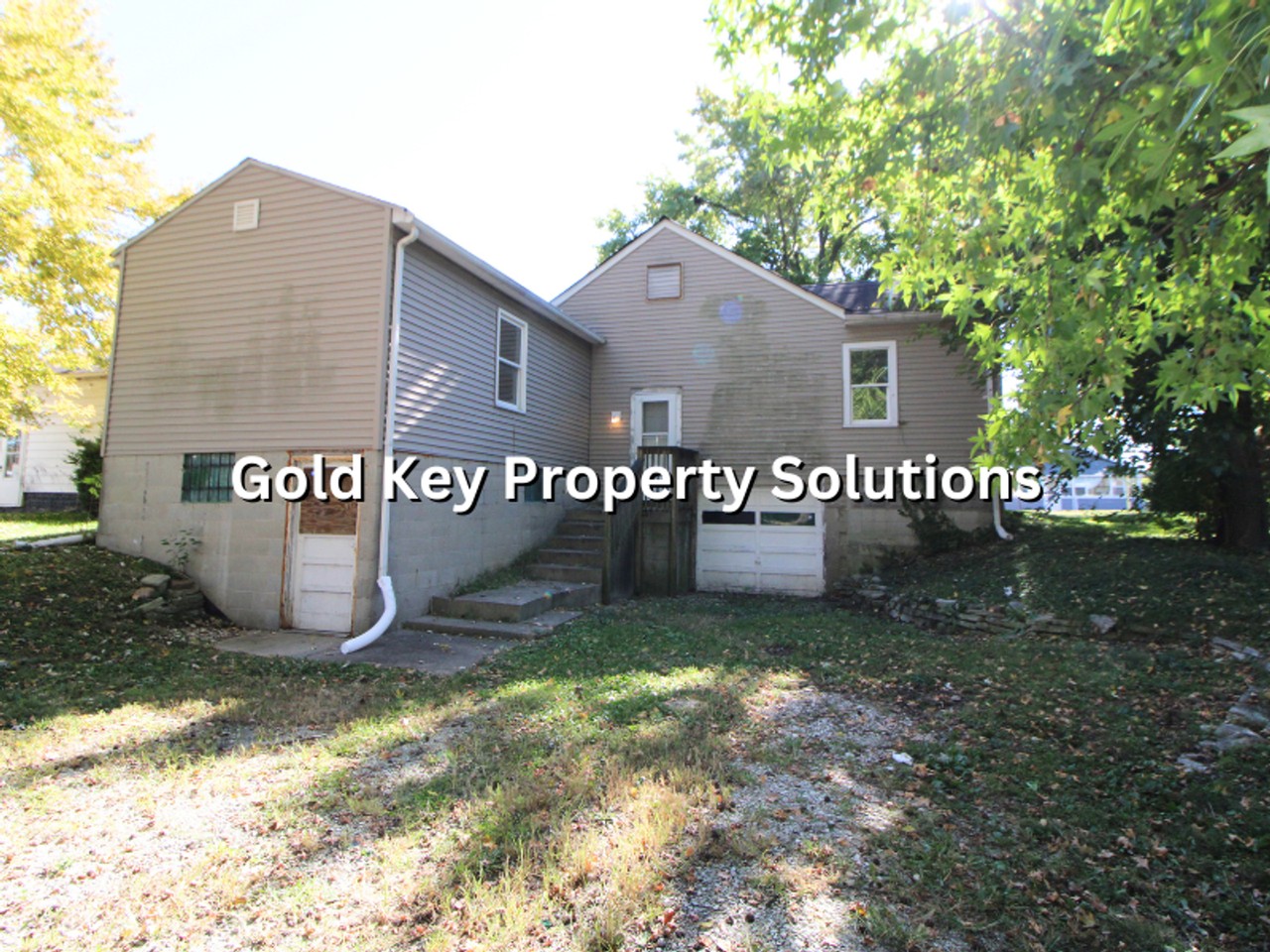 306 E 31st St - Photo 5 of 20