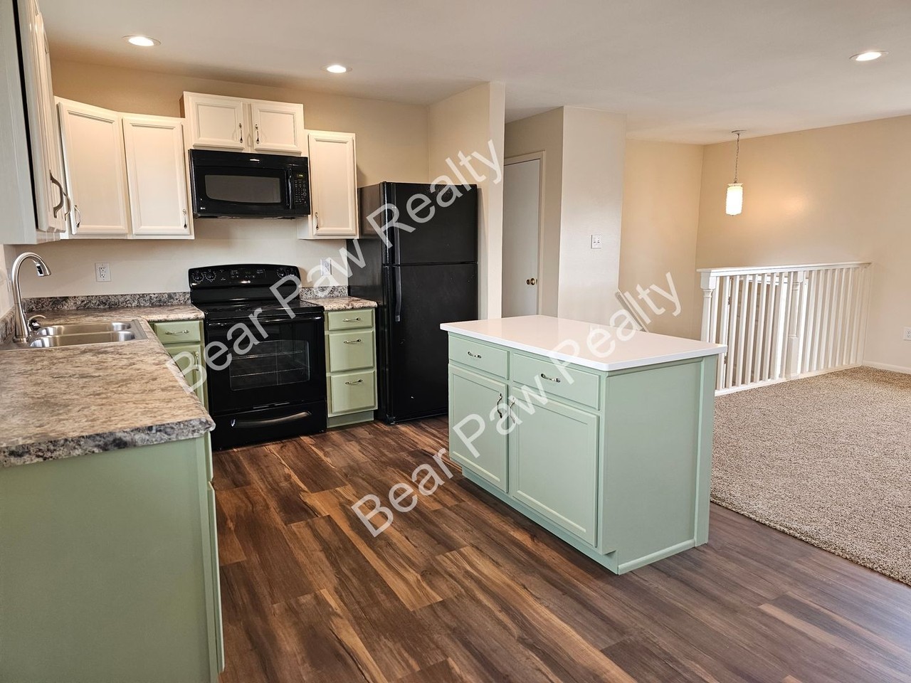905 New Bedford Dr - Photo 5 of 23