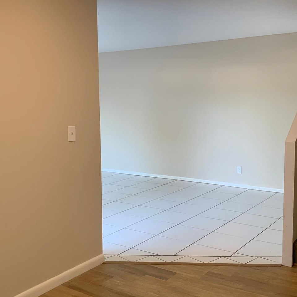 2638 Se Normand St - Photo 4 of 26