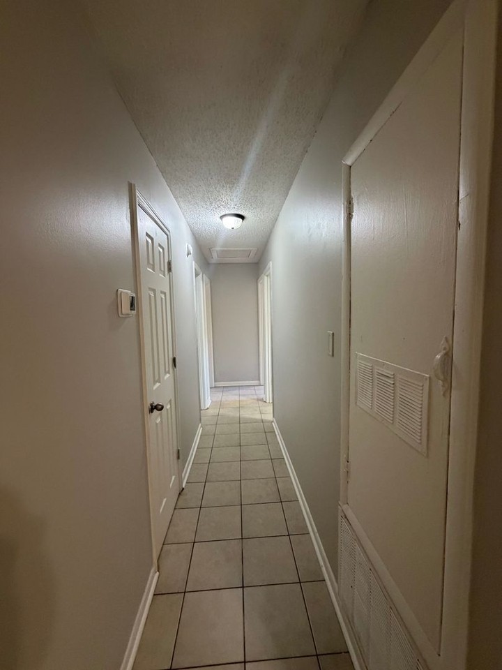 4861 Davis Dr - Photo 6 of 12