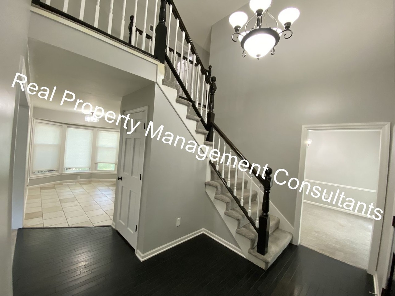 1326 S Winterbrooke Dr - Photo 4 of 33