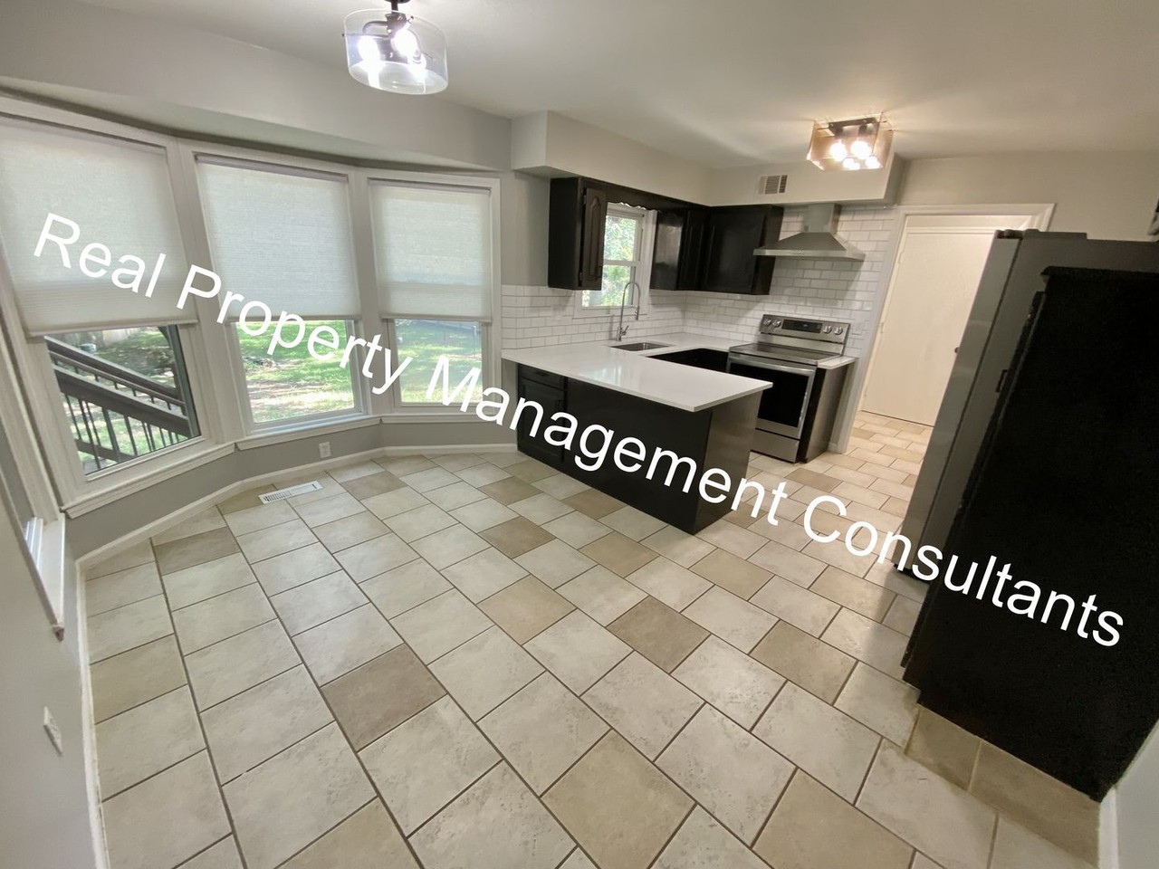 1326 S Winterbrooke Dr - Photo 7 of 33