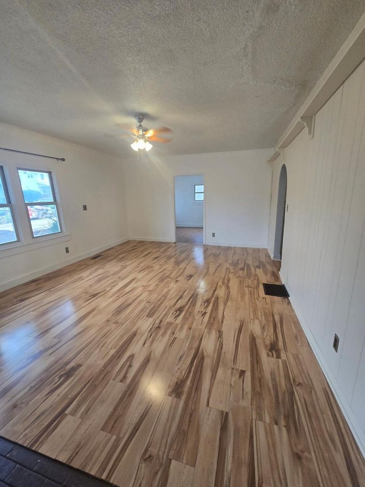 66 E Main St - Photo 5 of 18