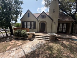 featured image of 2826 San Gabriel St #2028