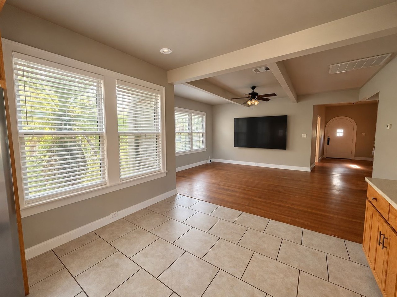 2826 San Gabriel St #2028 - Photo 4 of 38