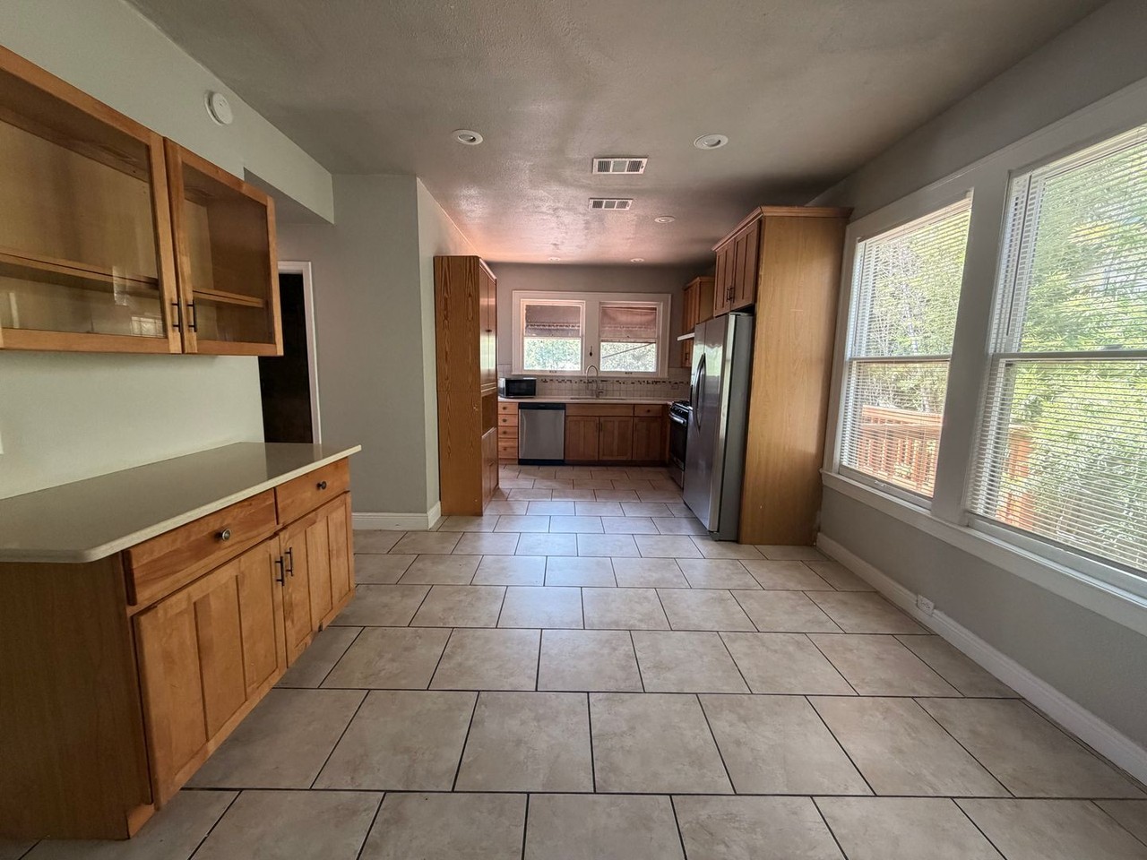 2826 San Gabriel St #2028 - Photo 6 of 38