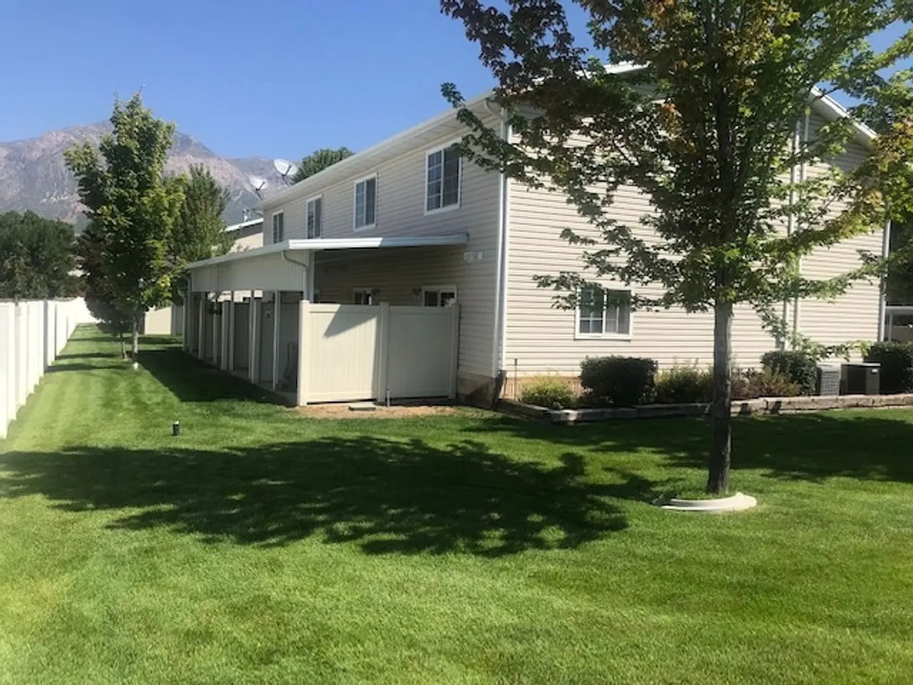 North Ogden Townhomes - Photo 4 of 4