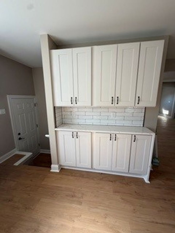 21890 Ridgedale St - Photo 3 of 17