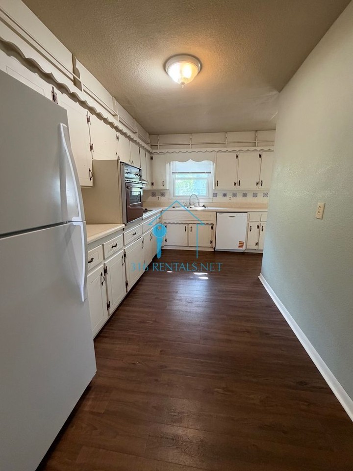 1009 Park Ave - Photo 7 of 19