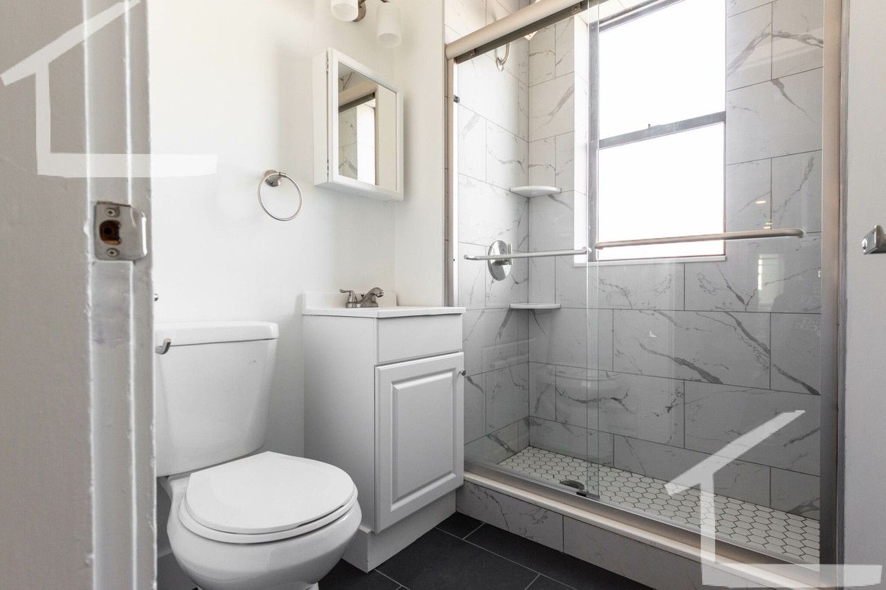 24 Park Dr #22 - Photo 3 of 6
