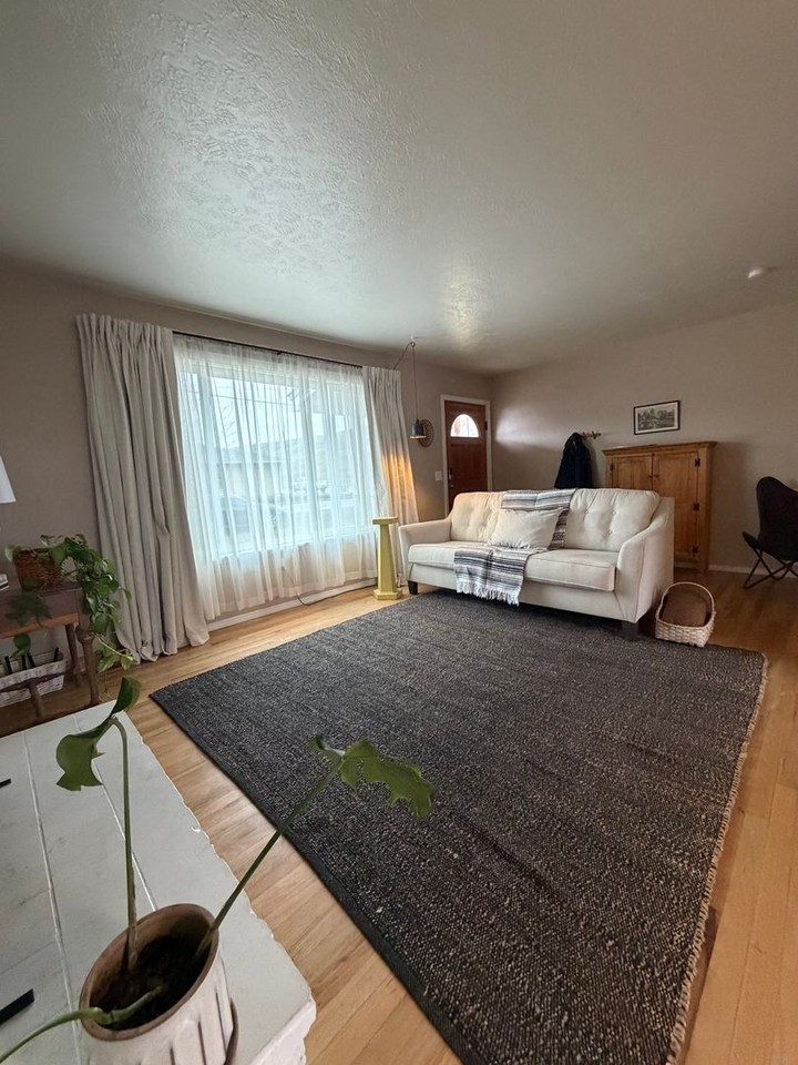 4219 Sw Kirk Ave - Photo 6 of 21