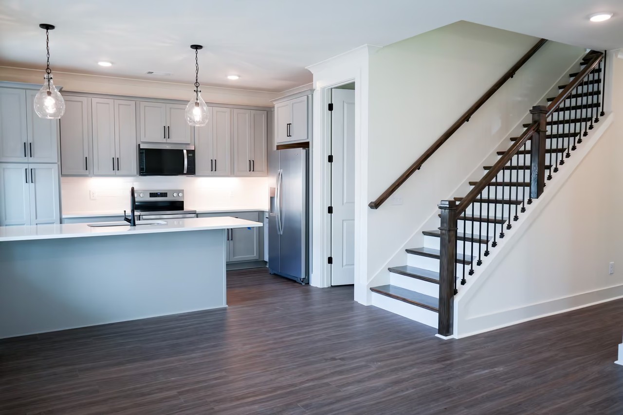 652 Haley Ln #701 - Photo 4 of 28