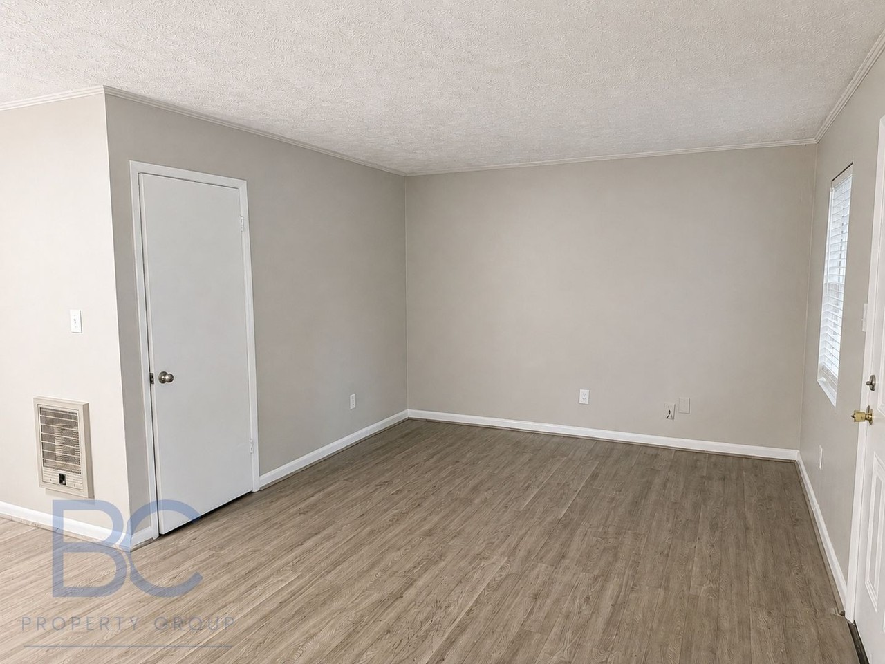 Oxford Hill Apartments - Photo 4 of 9