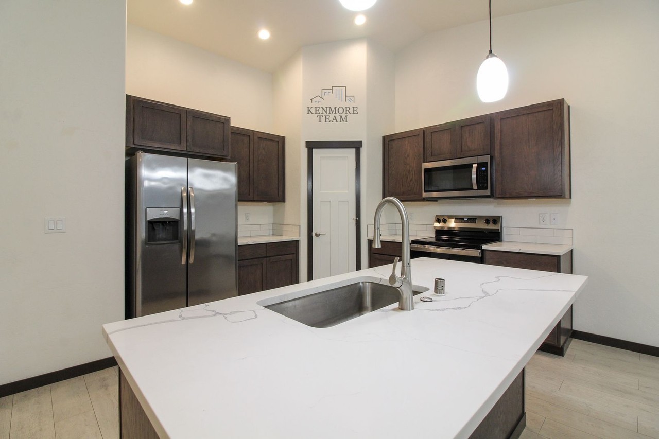 6609 Sockeye Ln - Photo 5 of 15
