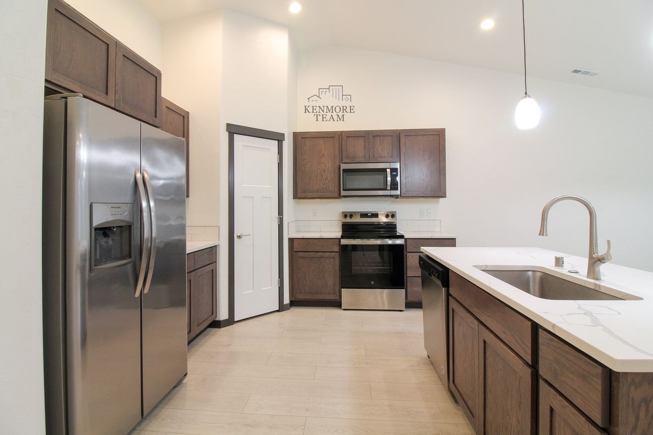 6609 Sockeye Ln - Photo 6 of 15