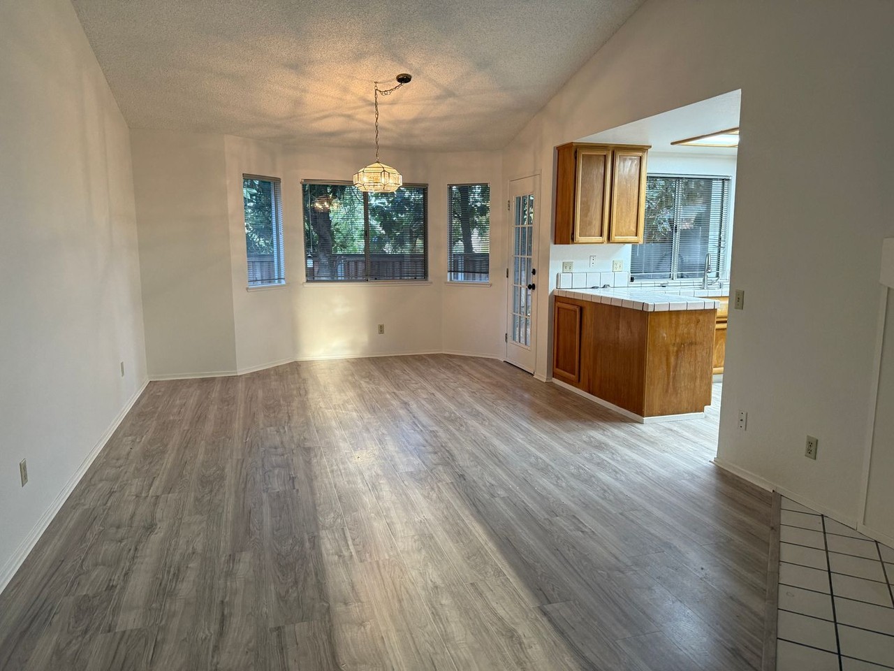 5744 Terrace Dr - Photo 3 of 18