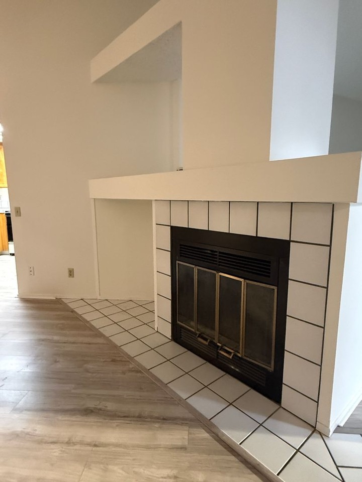 5744 Terrace Dr - Photo 4 of 18