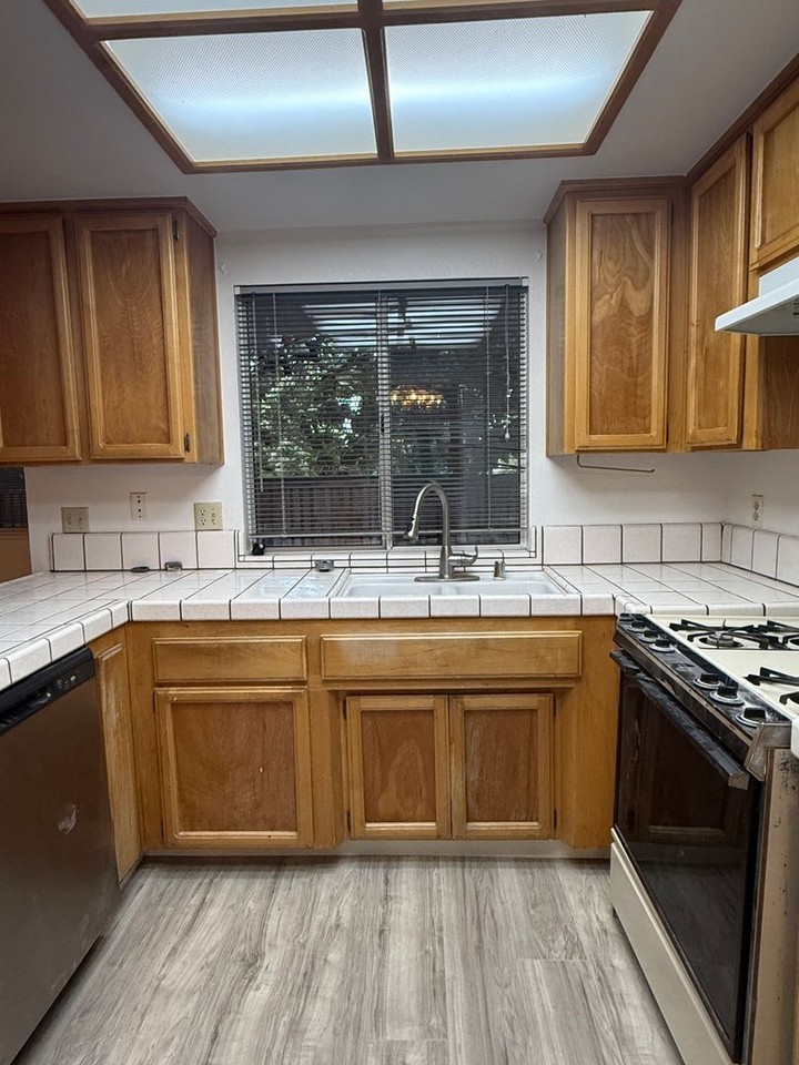 5744 Terrace Dr - Photo 6 of 18