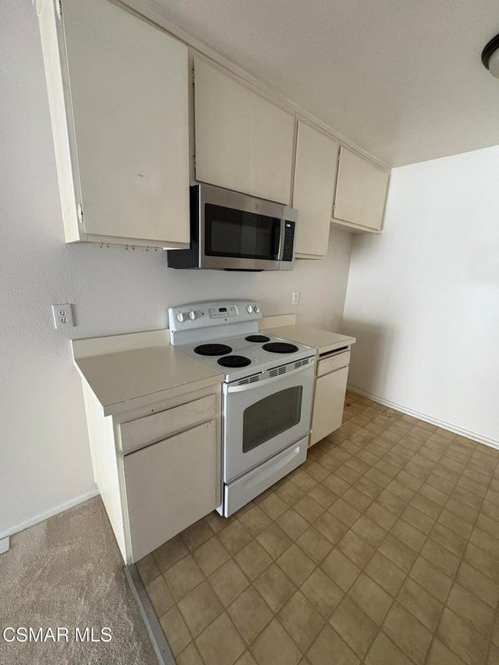 1418 Ramona Dr - Photo 4 of 15